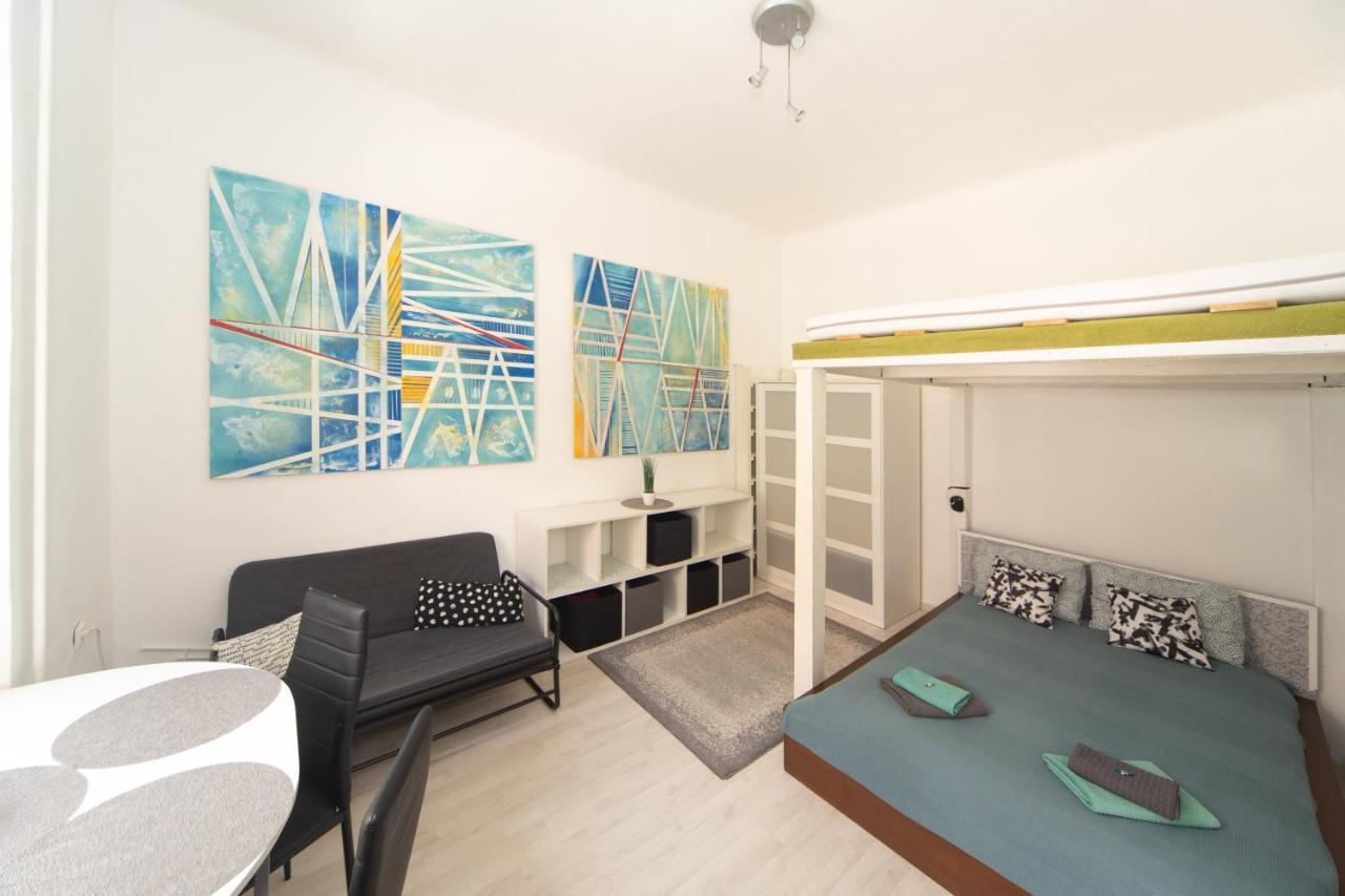 Cosy Studio Apartment With Airconditioner Budapest Kültér fotó